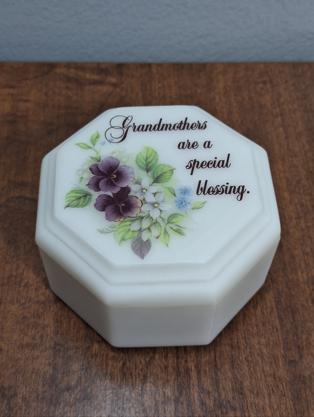 Vintage Heartsteps Grandmothers Are A Special Blessing White/Purple Trinket Box